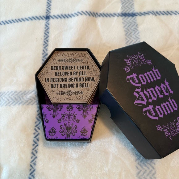 Disney Haunted Mansion Tomb Coaster Set - Picture 10 of 12